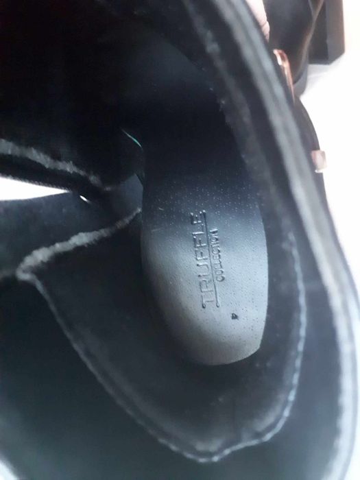 Botine noi mărimea 38