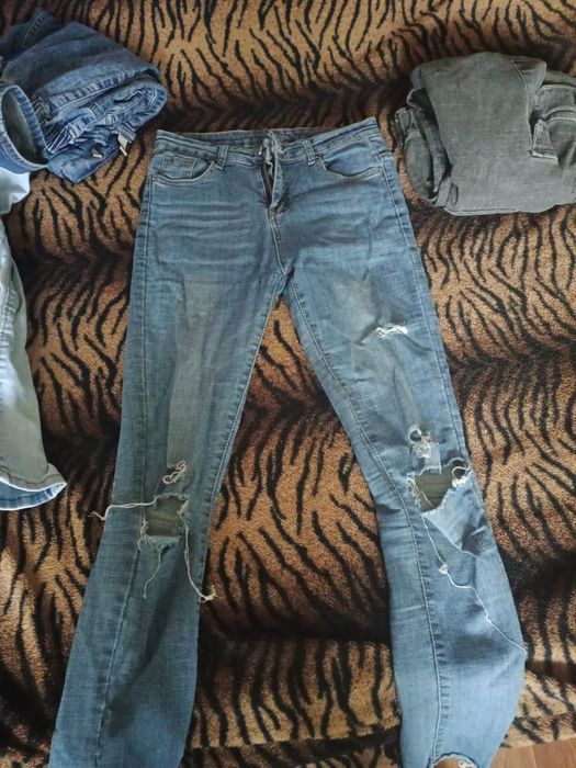 Срочно Продам джинсы