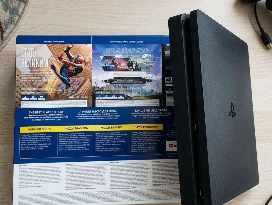 PlayStation 4 Slim 1TB + 2 геймпада + Топовые игры (Mega Pack)