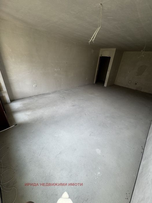 Продава се Тристаен апартамент в София, Бъкстон - 98 кв.м за 1275 €/кв.м - Снимка #2