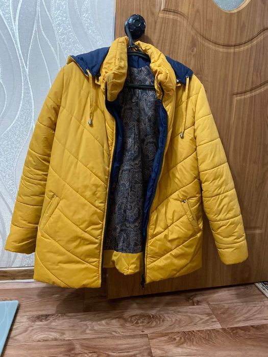 Продам куртку весна/осень