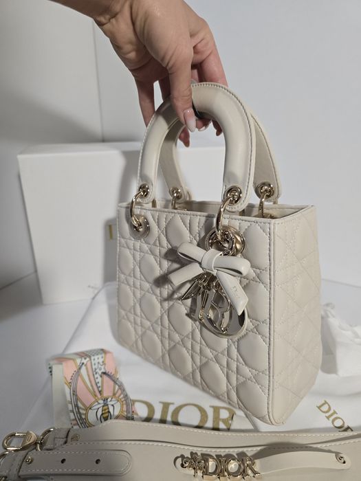 Налична чанта Lady Dior