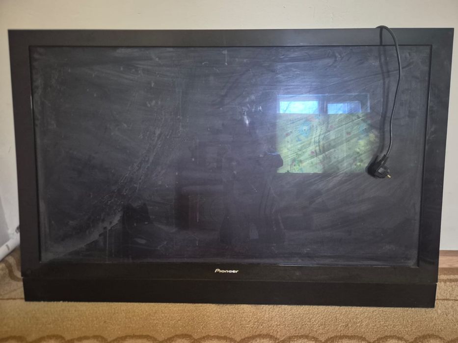 Продам телевизор