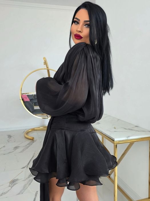 Официална черна рокля