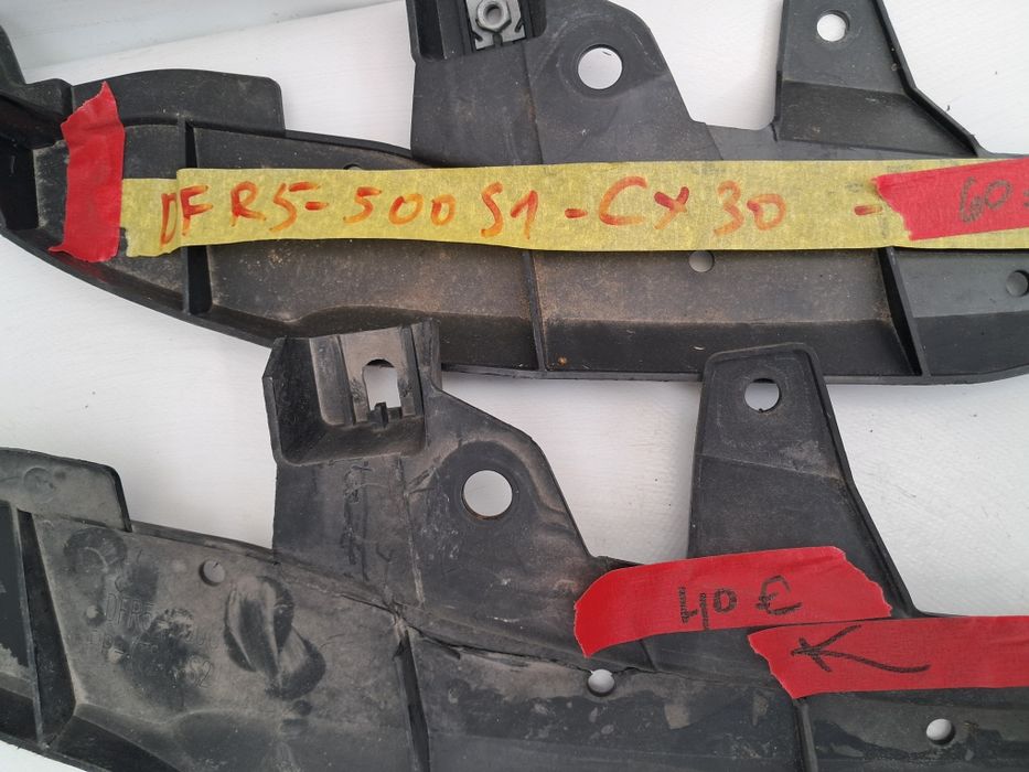 Грил решетка в броня  под броня Mazda  CX 30