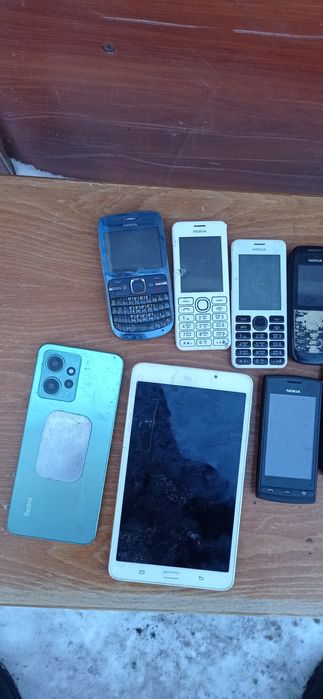 Кнопачные телефоны NOKIA