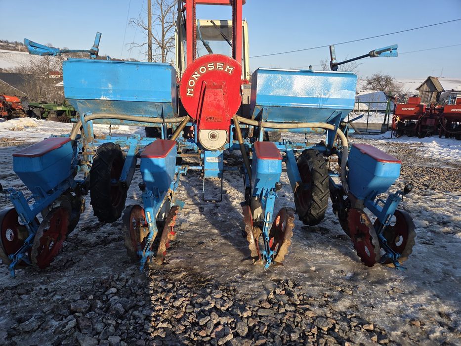 Semanatoare Porumb Monosem 4 sire