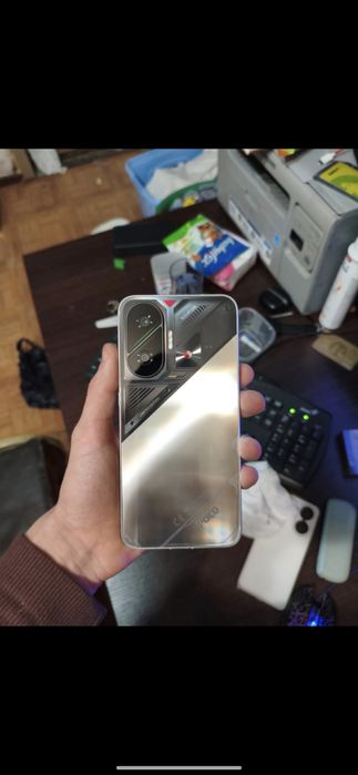 Poco f7 silver p