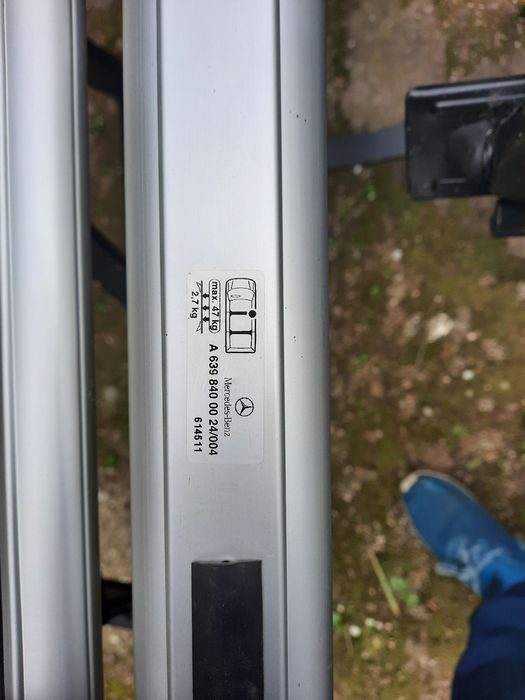 Bari si suporti pentru biciclete si Schiuri