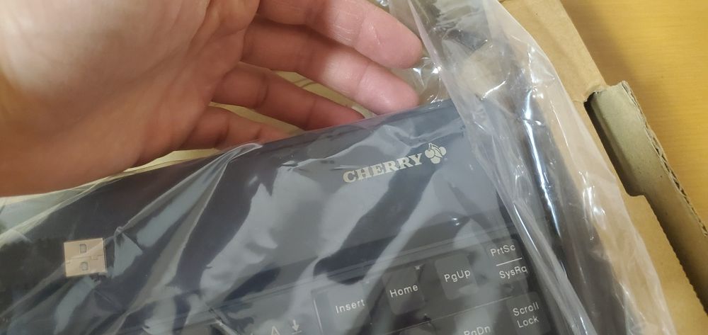 Tastatură mecanică Dell Cherry Model NY 7000 USB