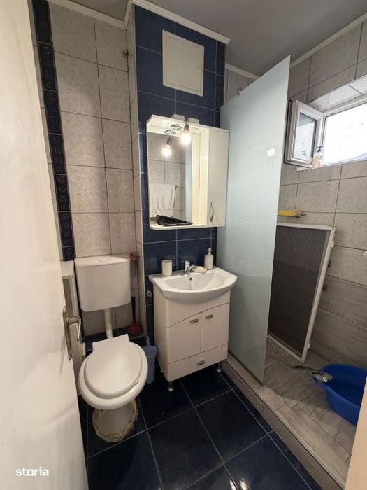 Apartament 3 camere + boxa, etaj intermediar, Radauti