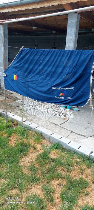 Амуниция и принадлежности за коне