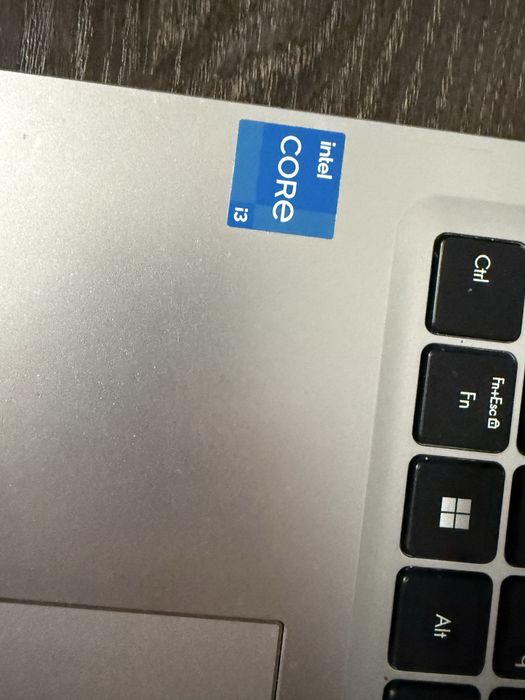 Продам ноутбку Asus