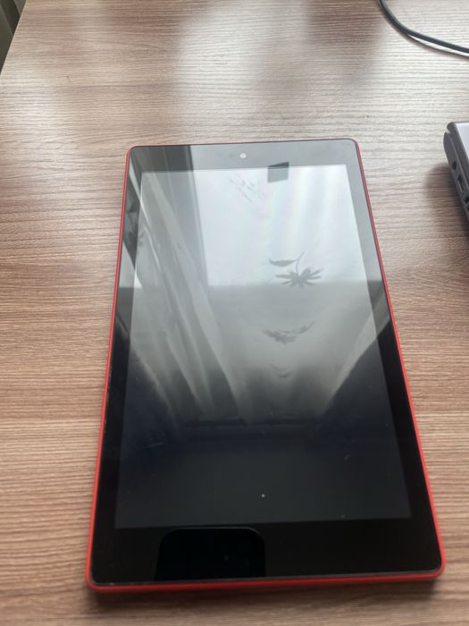 Электронная книга: Amazon Fire HD 8