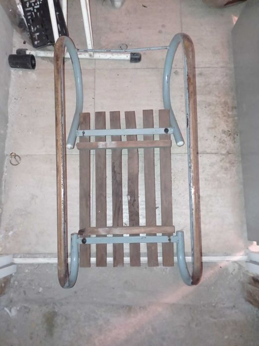 Детска Метална Шейна за Сняг