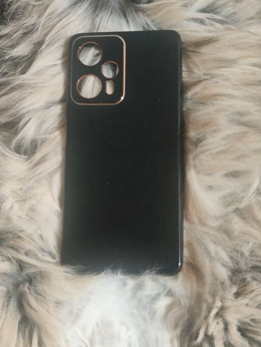 Чехлы на Poco F5