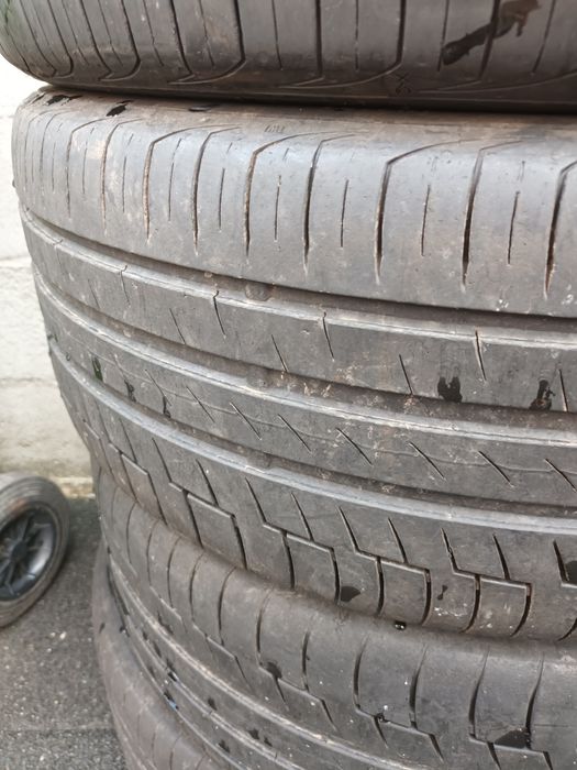 Cauciiucuri vara r17