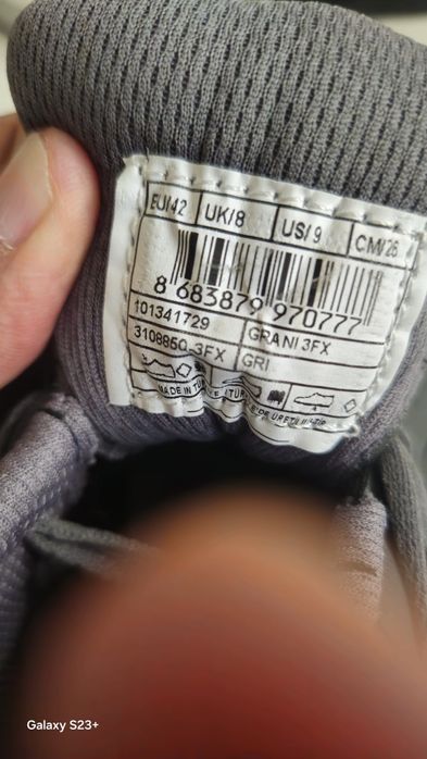 Кроссовки осень зима Турция разм.42