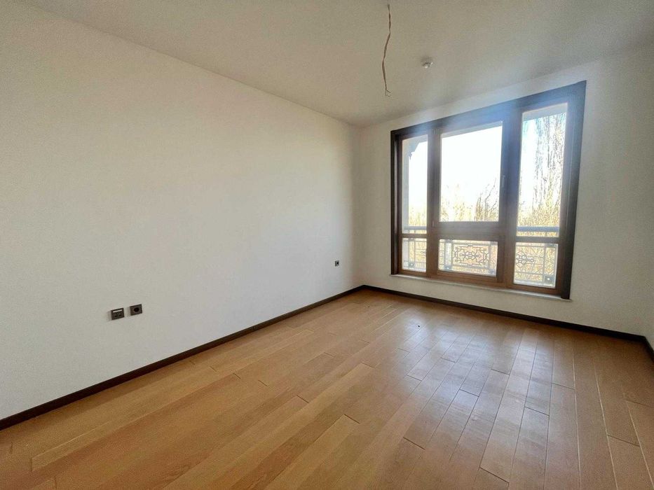 Продава се Тристаен апартамент в к.к. Слънчев бряг - 155 кв.м за 1542 €/кв.м - Снимка #3