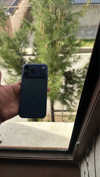 Срочно iphone 17 pro max sotiladi