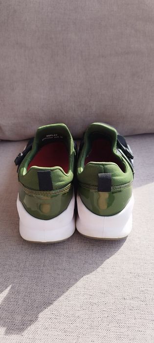 REPLAY - перфектни сникърси 40 номер