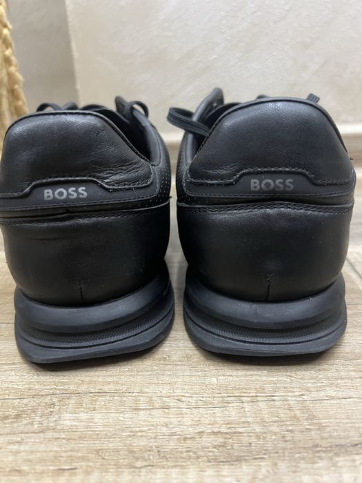 Мъжки обувки Boss