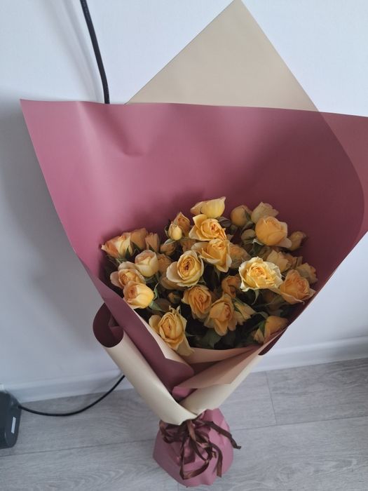 Продам цветы 3000