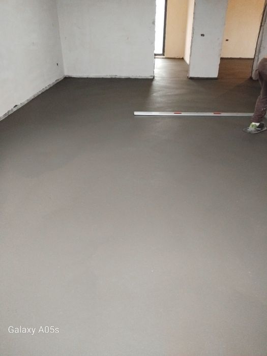 Tencuiala manuala clasică/sapa semiumeda elicopterizată