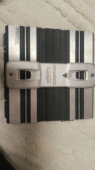 Усилвател KENWOOD !