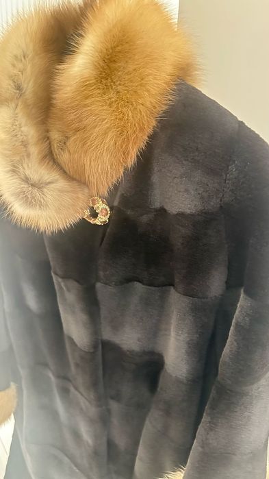 Продам норковую шубу