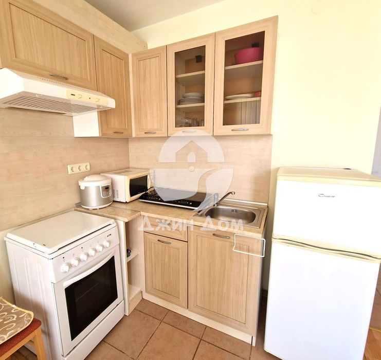 Продава се Едностаен апартамент в к.к. Слънчев бряг - 37 кв.м за 807 €/кв.м - Снимка #2