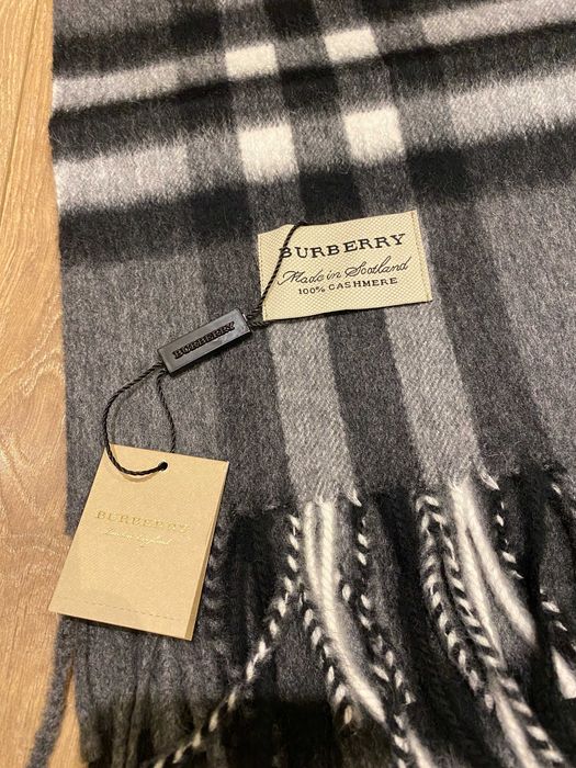 ОРИГИНАЛЕН BURBERRY Charcoal кашмирен шал