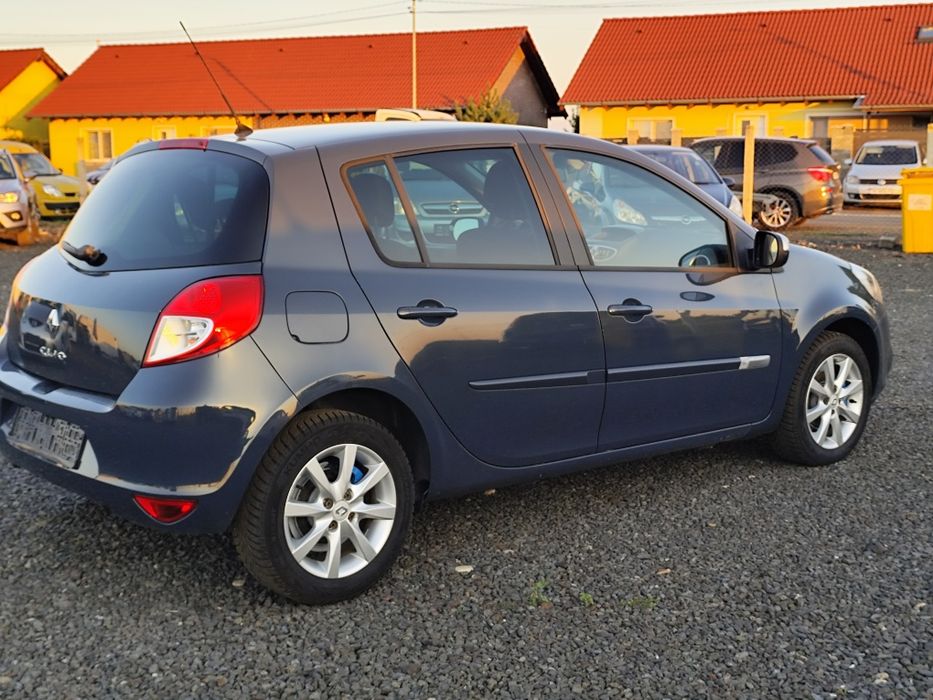 RENAULT Clio 2012 — imagine 3