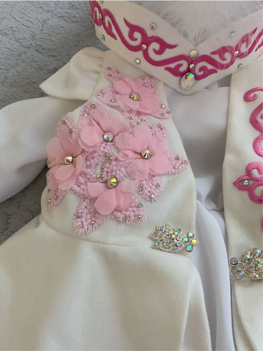 Наряд для тусау кесер