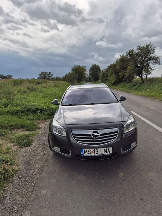 Opel insignia sport tourer