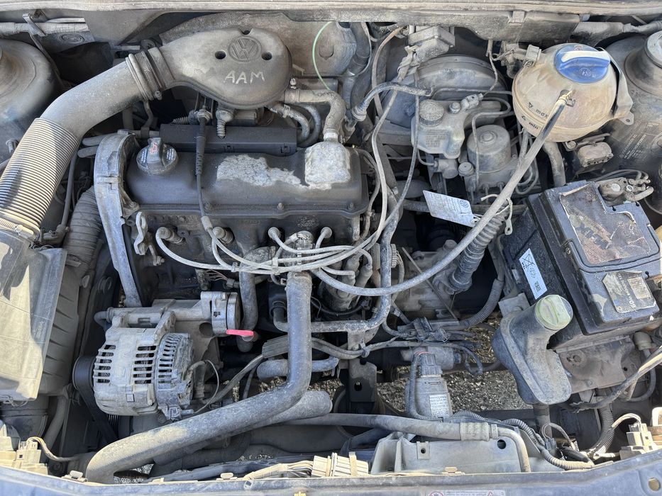 Vw Golf 3 1.6i 75hp 1997г На Части