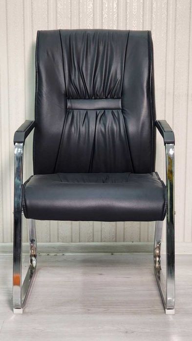 Кресло для персонала  Vortex черный и бежевый!