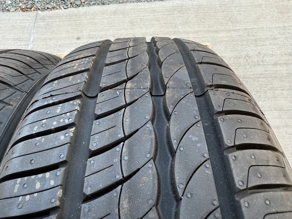 ЧИСТО НОВИ Летни Гуми 195/65R/15 -PIRELLI Cinturato P1- DOT:0124