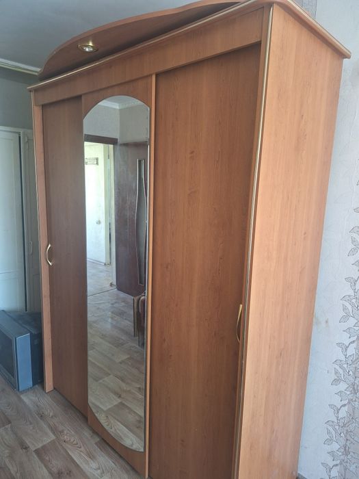 Продам шкаф купе