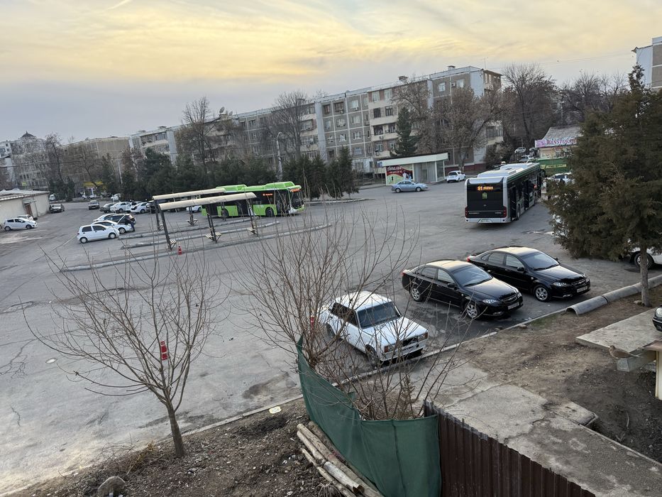 kvartira Yunobod 15kv turkiston metro yaqin