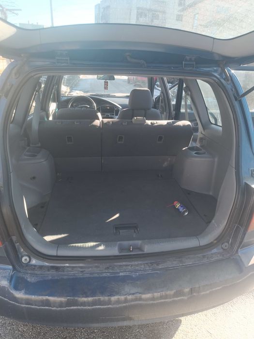 Продава се .Кия каренс