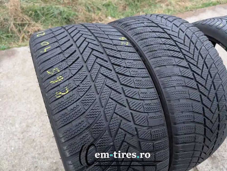 SET 2 Anvelope Iarna 265/40 R21 BRIDGESTONE ras