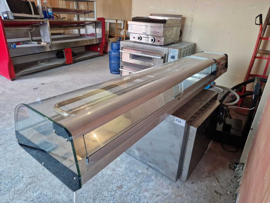 Хладилна витрина за суши и други