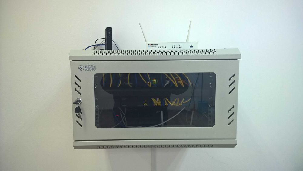 Cablare structurata, Configurare Routere,Mentenanta echipamente IT