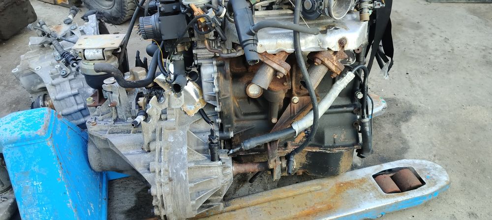 Двигатель Шаран 2.8