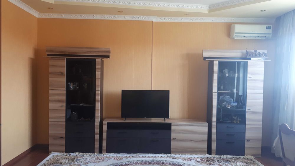 Гостиная мебель стенка