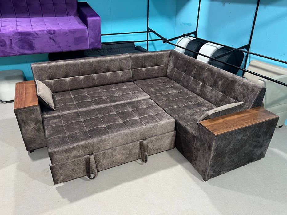 Уголок со спальным местом СКИДКА!