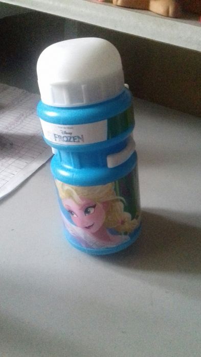 Set burete și sticla  Frozen ,nou