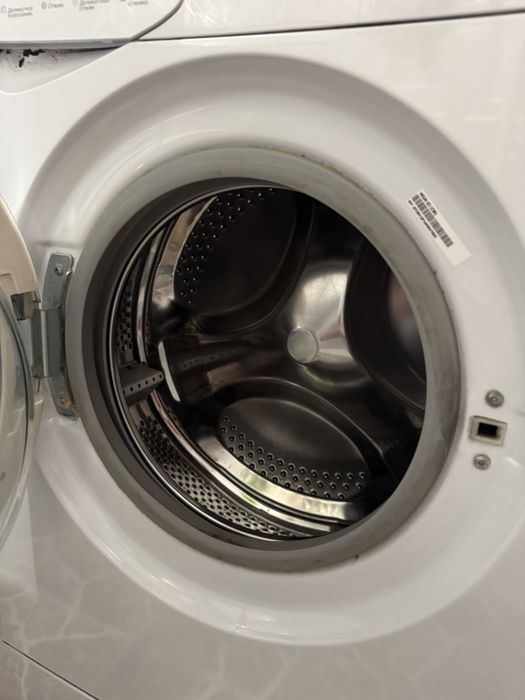 Продаю Стиральную машину