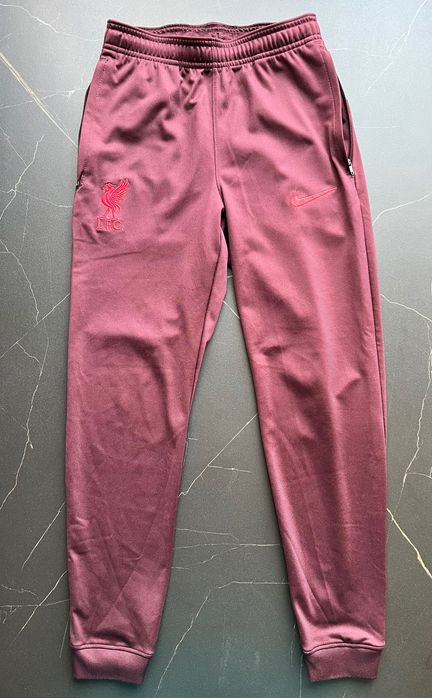 Детски спортен екип (анцуг) NIKE DRI-FIT L.F.C. Liverpool - размер M 137-147 см